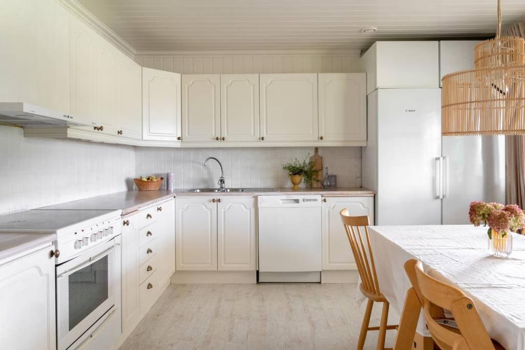 A Countryside Villa Close To Uppsala! المظهر الخارجي الصورة