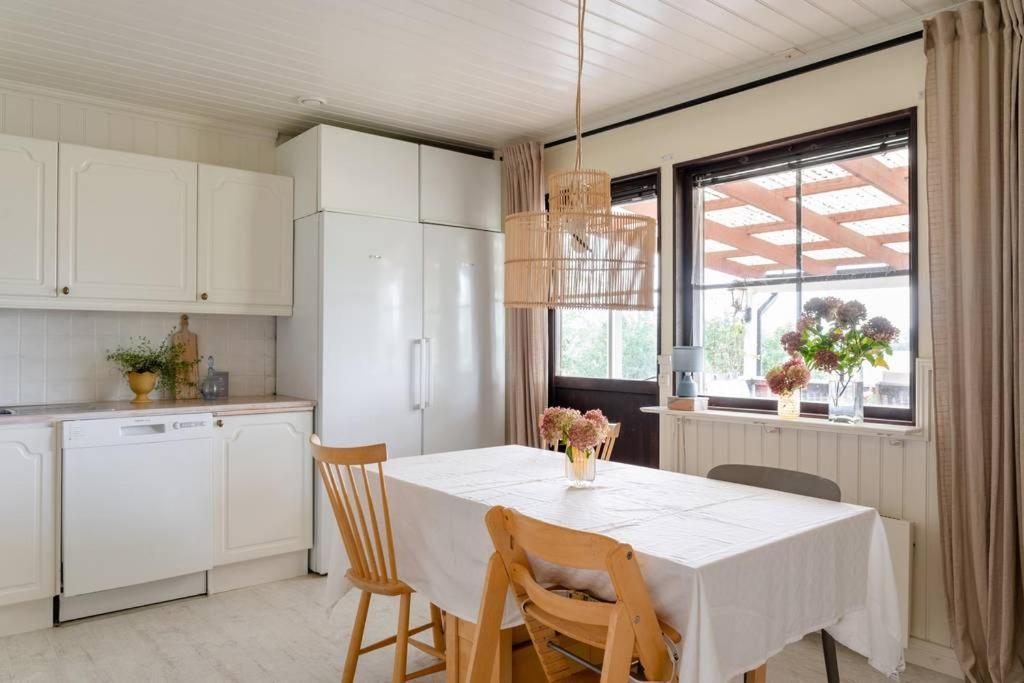 A Countryside Villa Close To Uppsala! المظهر الخارجي الصورة